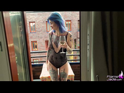 ❤️ Te kotiro tino nui e ngotea ana me te karepe me te whana i raro i te rangi tuwhera ❤ Porno i porn mi.xxxpornimages.ru ️❤